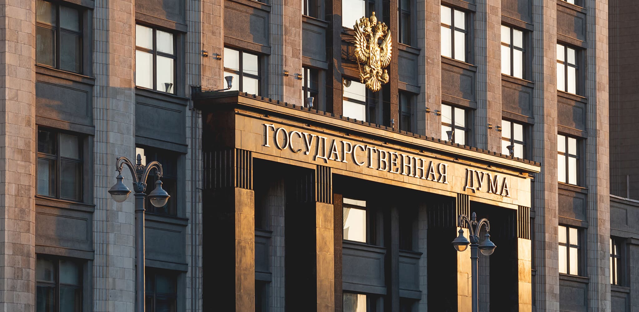 В России разрешили поступать в вузы без ЕГЭ после колледжей