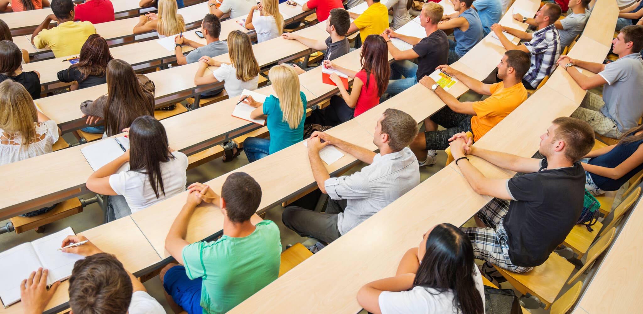 Высшее образование в России: рекордные показатели и новые тенденции